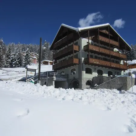 Rta Torre Del Brenta Aparthotel Madonna di Campiglio